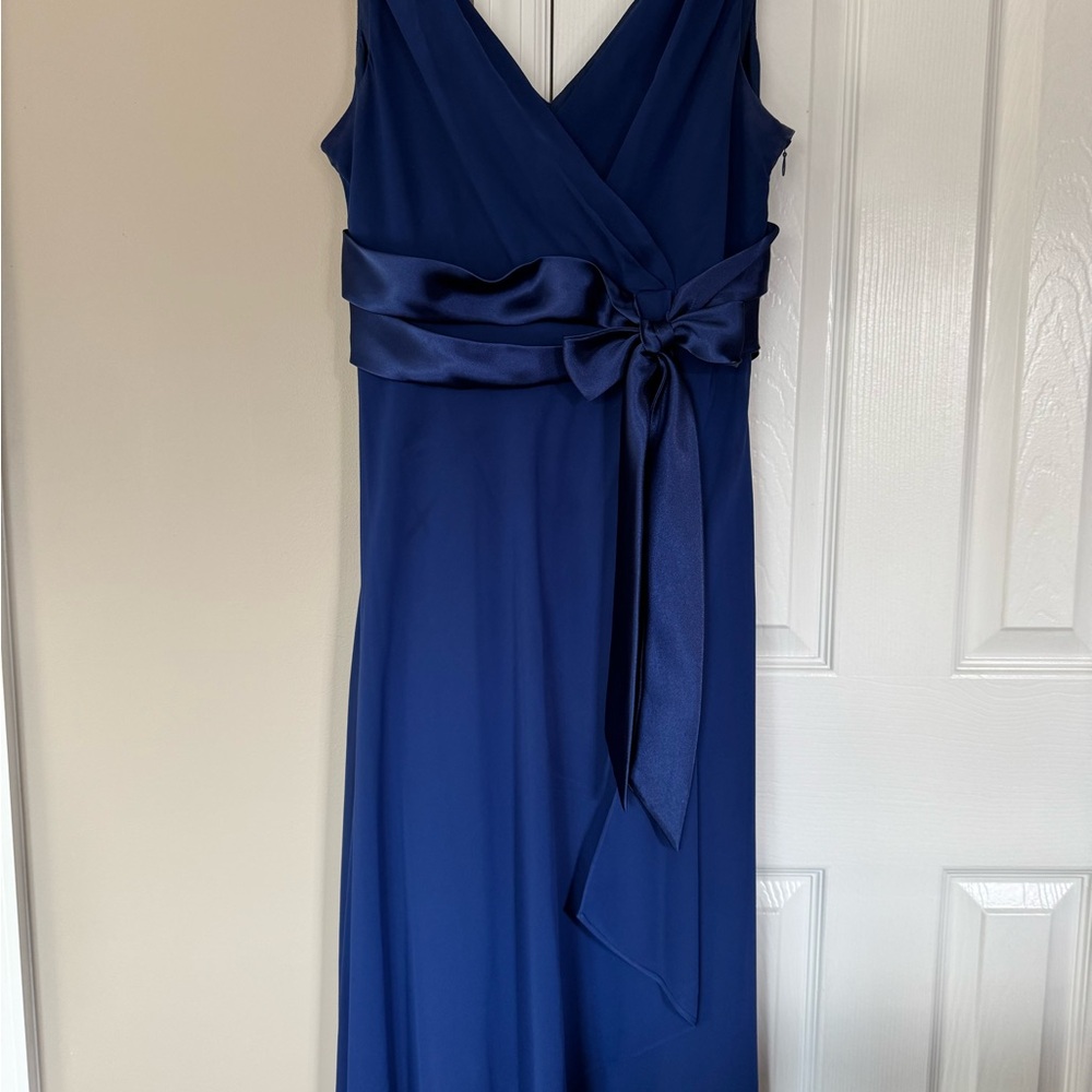 Blue Sleeveless V-Neck Maxi Dress for Weddings or Dinner Date or Party